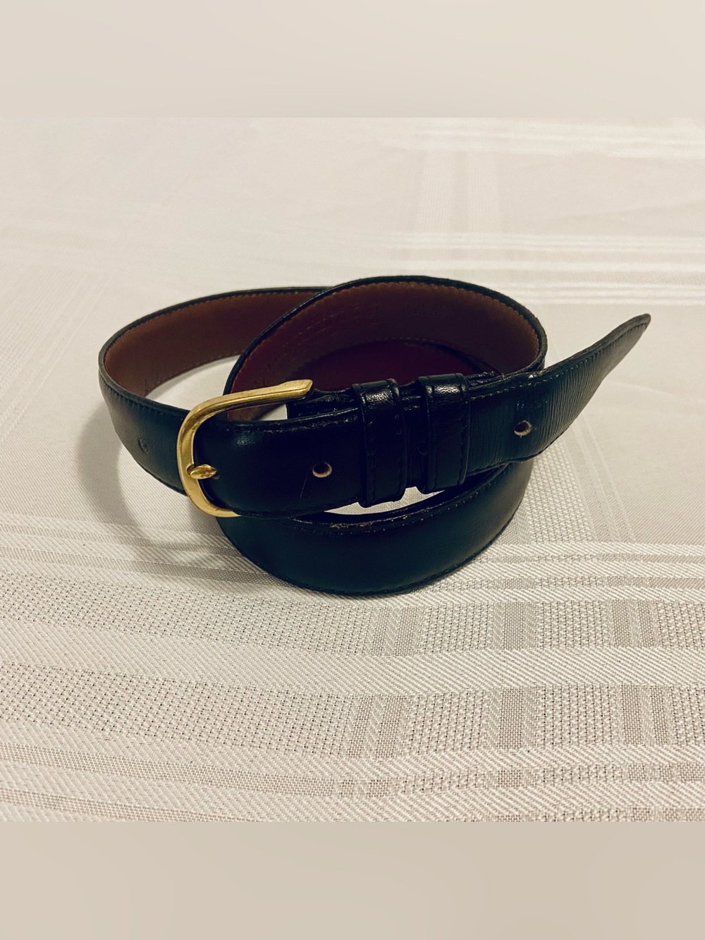 COACH Black Leather Belt with Gold Buckle, size 40. See last photo.